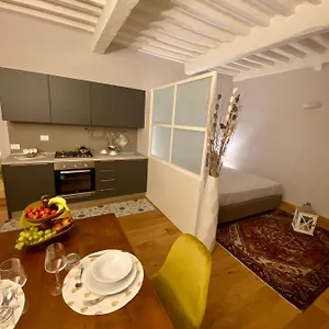 Apartment Sisters'home, Cortona