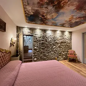 Apartment - The House With Well And The Frescos Palace, Cortona